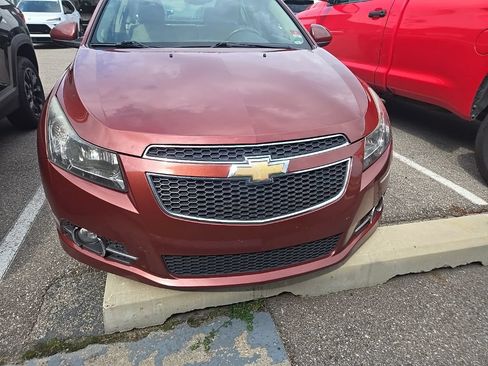 Used 2012 Chevrolet Cruze LT w/ RS Package FWD image 9