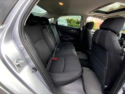 Used 2020 Honda Civic EX image 17
