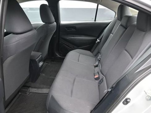 Certified 2025 Toyota Corolla LE FWD image 20