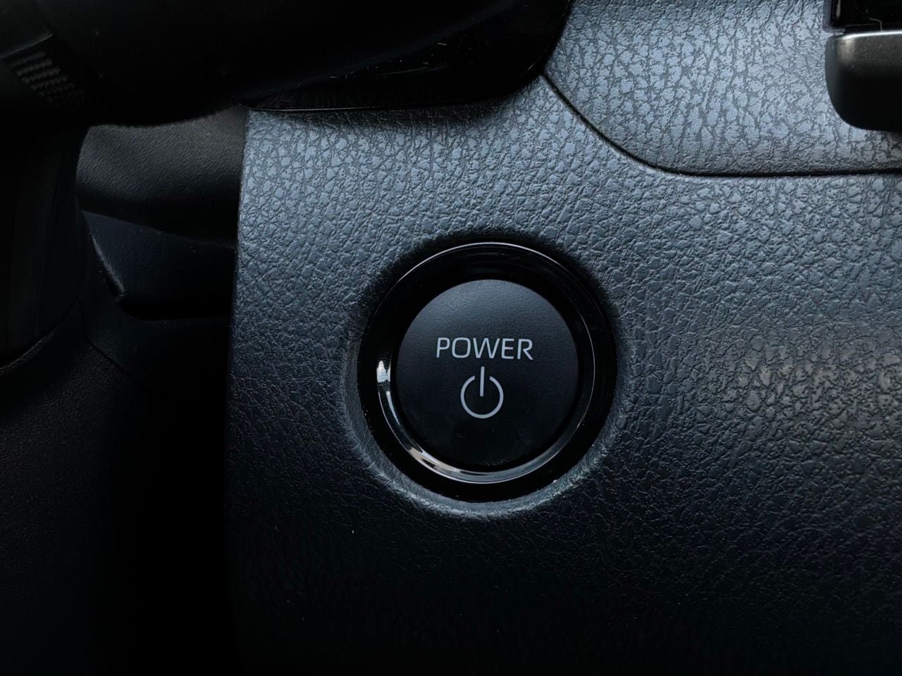 Used 2026 Toyota Camry SE FWD image 29