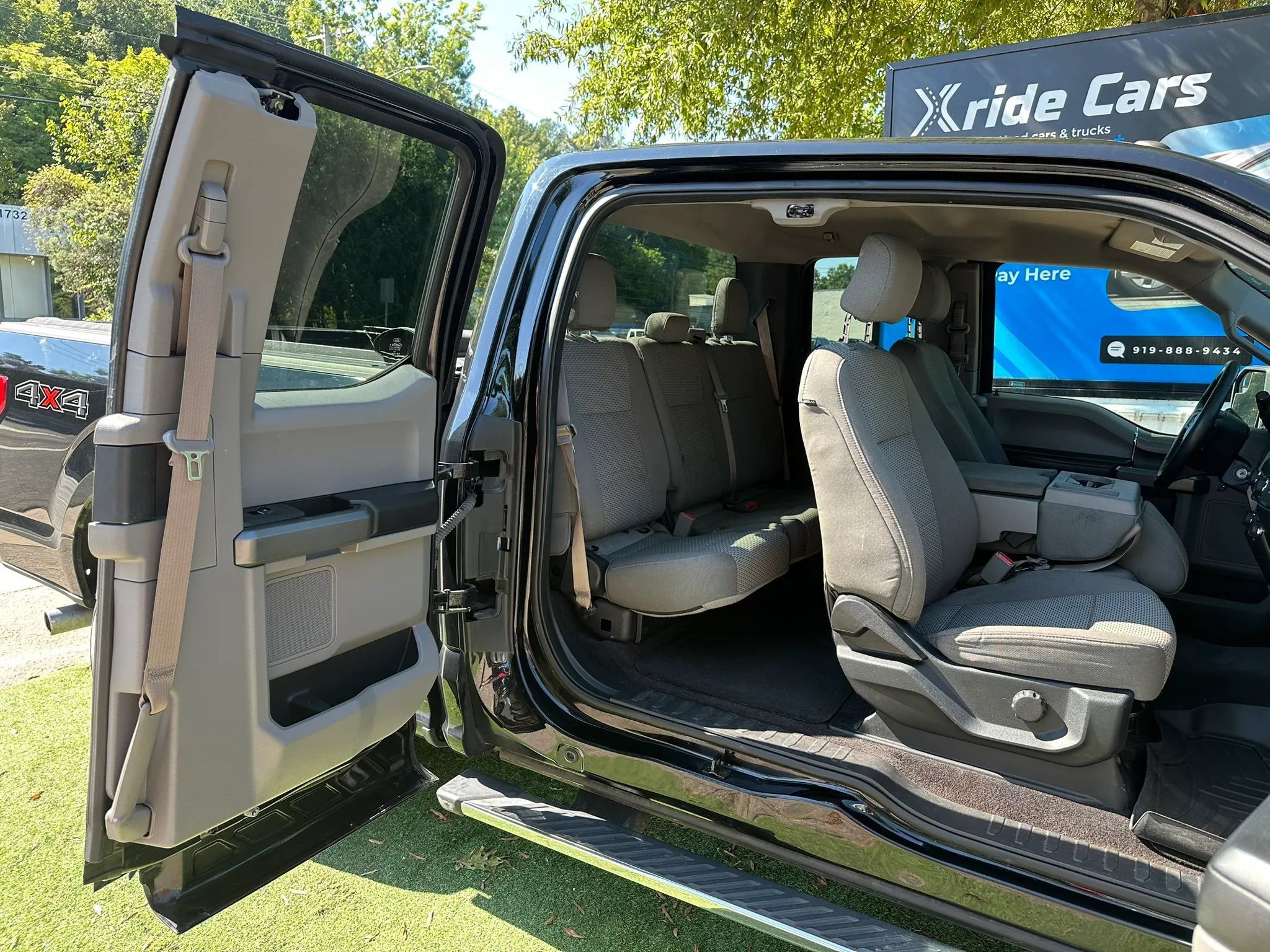 Used 2016 Ford F150 XLT w/ Equipment Group 301A Mid AWD/4WD image 14