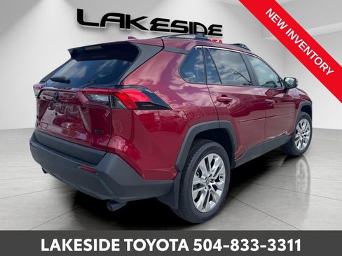 Certified 2025 Toyota RAV4 XLE Premium image 7