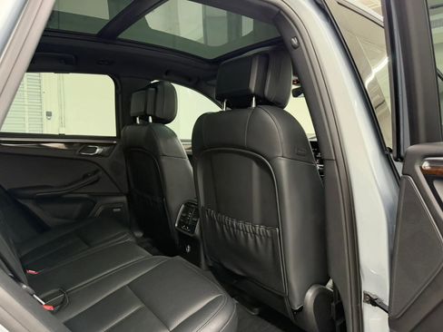 Used 2020 Porsche Macan S image 47