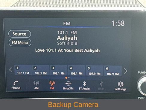 Used 2024 Nissan Altima 2.5 SV FWD image 6
