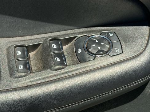 Used 2024 Ford Edge SEL AWD/4WD image 12