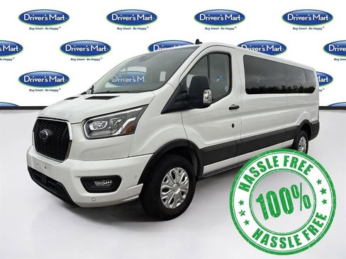 Used 2023 Ford Transit 350 XLT image 3