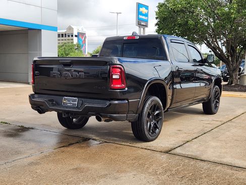 Used 2025 RAM 1500 Laramie w/ Night Edition AWD/4WD image 6