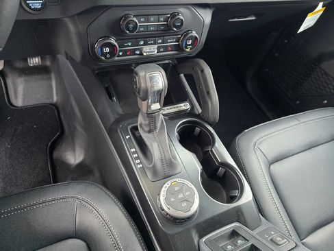 New 2026 Ford Bronco Badlands AWD/4WD image 21