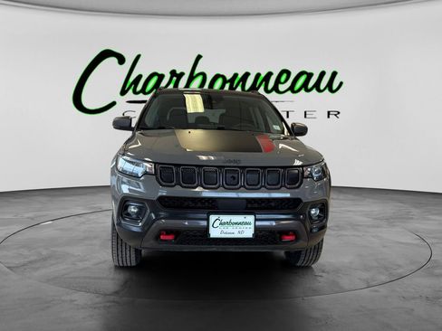 Used 2022 Jeep Compass Trailhawk AWD/4WD image 8