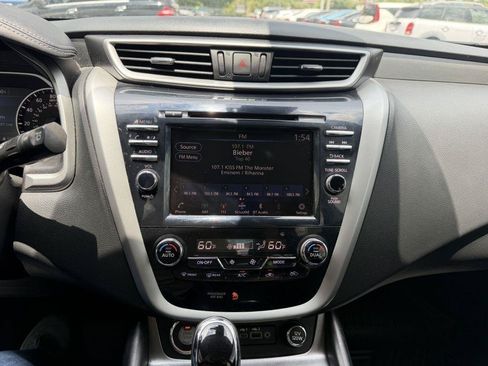 Used 2020 Nissan Murano SV AWD/4WD image 15