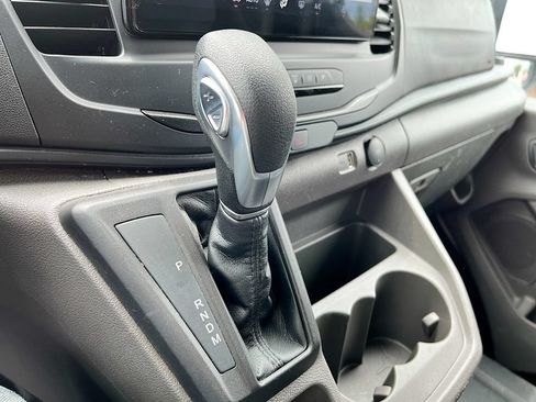Used 2024 Ford Transit 350 148 Low Roof AWD image 17