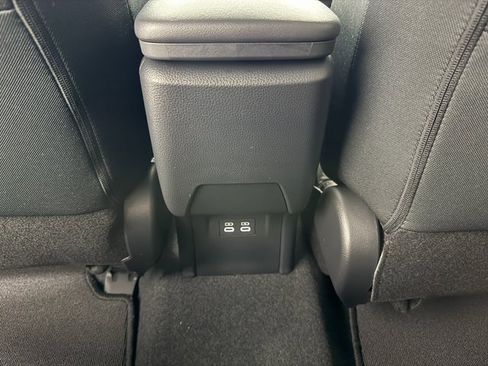 New 2026 Toyota Prius LE image 32