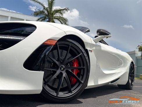 Used 2021 McLaren 720S Performance RWD image 13