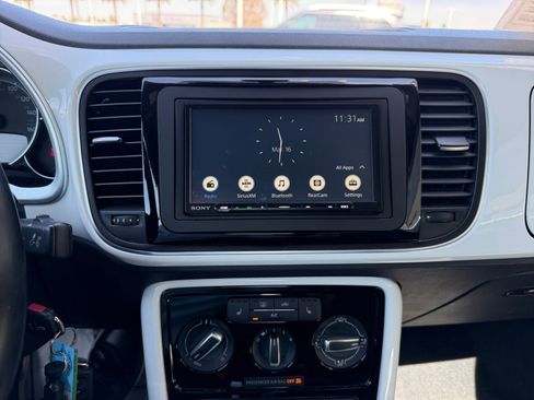 Used 2017 Volkswagen Beetle 1.8T S image 26