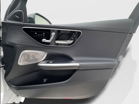 Used 2024 Mercedes-Benz C 300 Sedan w/ Pinnacle Trim Package image 34