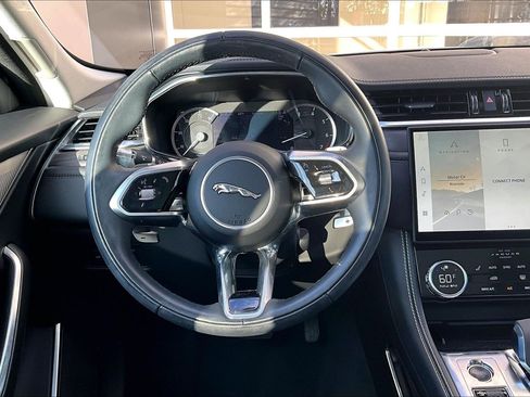 Used 2021 Jaguar F-PACE S image 5