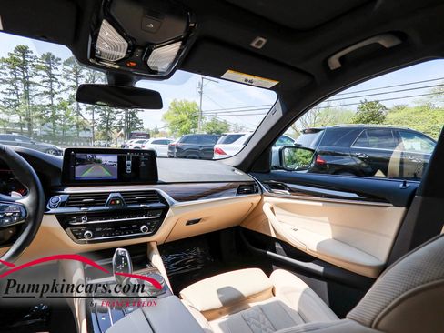 Used 2021 BMW 530i xDrive w/ Convenience Package AWD/4WD image 34