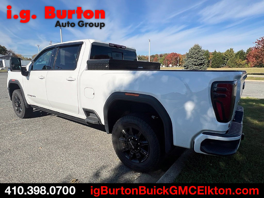 Used 2024 GMC Sierra 2500 AT4 w/ Technology Package AWD/4WD image 7