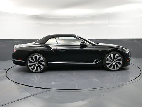 Used 2024 Bentley Continental GT AWD/4WD image 9