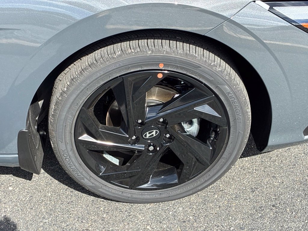 New 2026 Hyundai Elantra SEL Sport FWD image 43