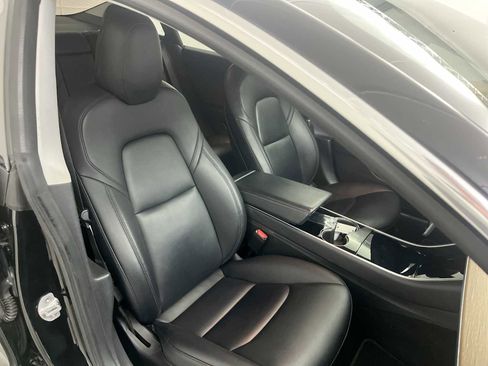 Used 2018 Tesla Model 3 Long Range RWD image 32