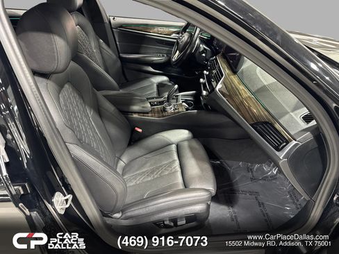 Used 2021 BMW 530i w/ Convenience Package RWD image 23