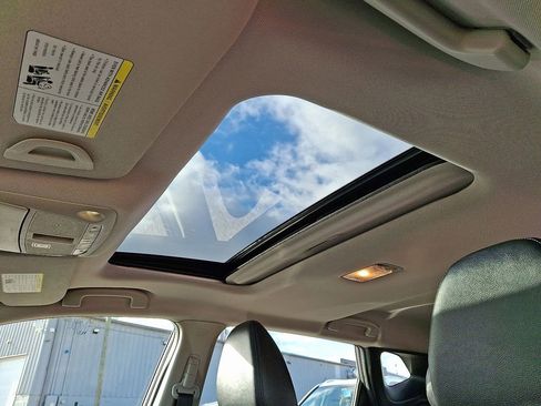 Used 2020 Nissan Rogue Sport SL w/ Premium Package image 15