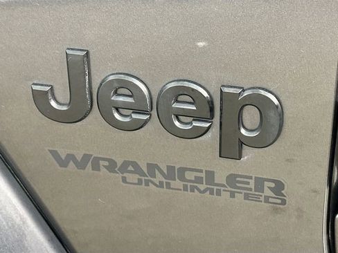 Used 2022 Jeep Wrangler Unlimited Sport AWD/4WD image 27