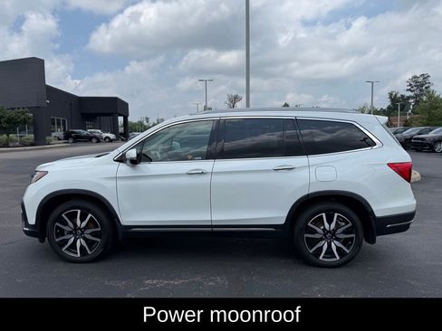 Used 2022 Honda Pilot Touring image 6
