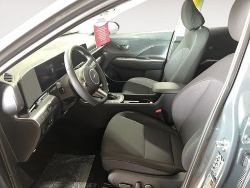 New 2025 Hyundai Kona SEL image 9