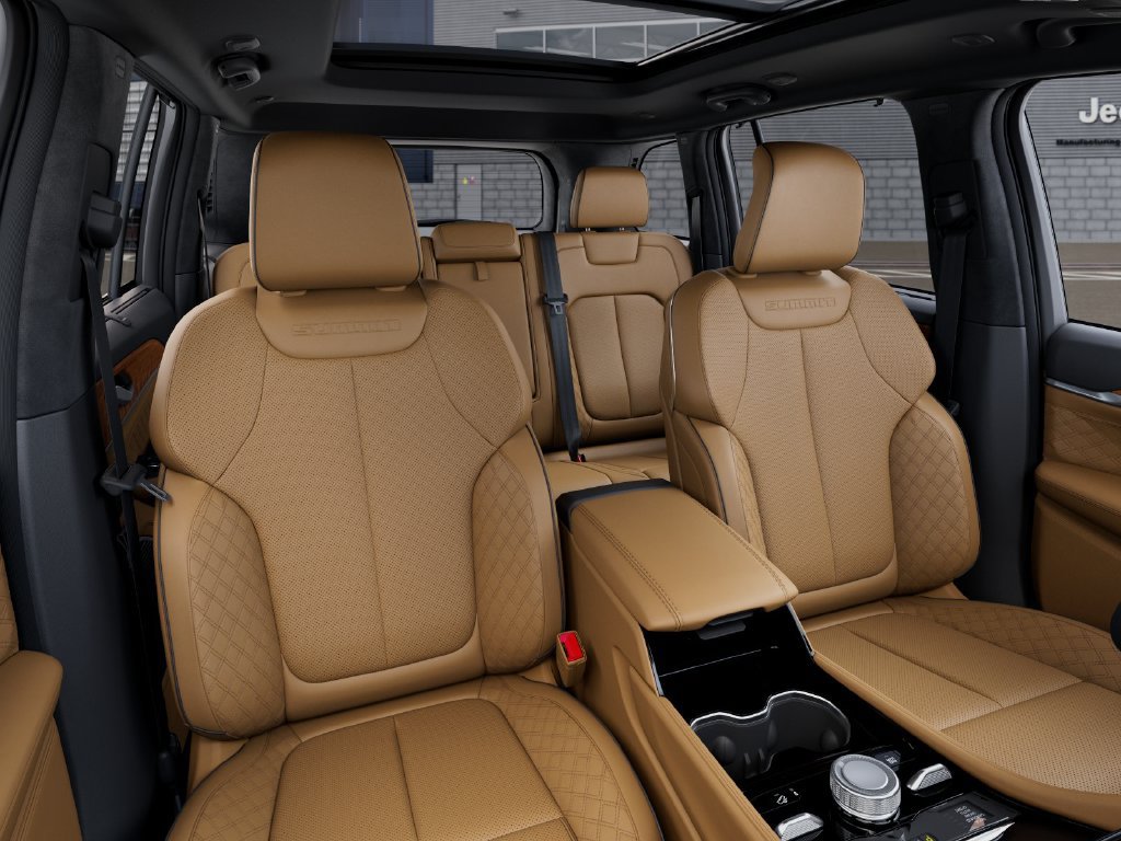 New 2027 Jeep Grand Cherokee Summit AWD/4WD image 16