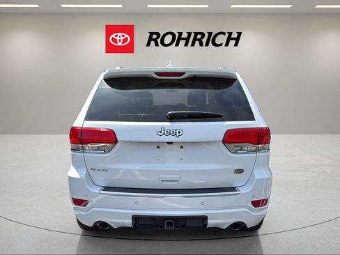 Used 2019 Jeep Grand Cherokee Overland AWD/4WD image 7