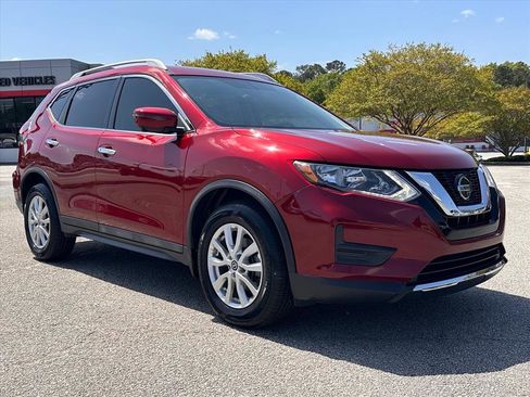Used 2018 Nissan Rogue SV w/ Premium Package image 1