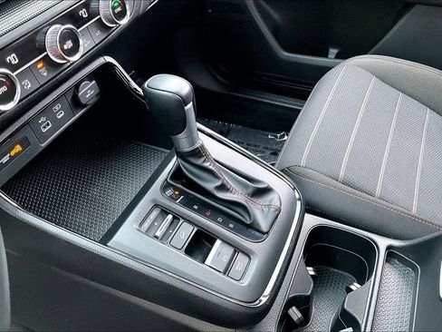 Used 2024 Honda CR-V Sport image 15