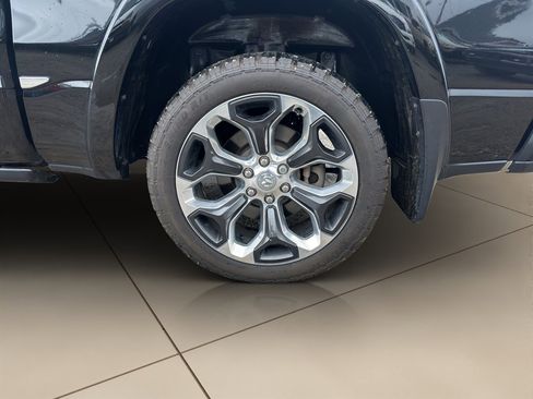 Used 2022 RAM 1500 Limited w/ Body-Colour Bumper Group image 26