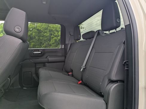 New 2026 Chevrolet Silverado 2500 Custom w/ Custom Value Package AWD/4WD image 16
