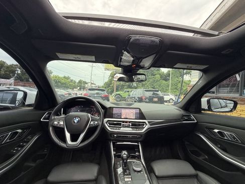 Used 2019 BMW 330i Sedan w/ Convenience Package RWD image 23