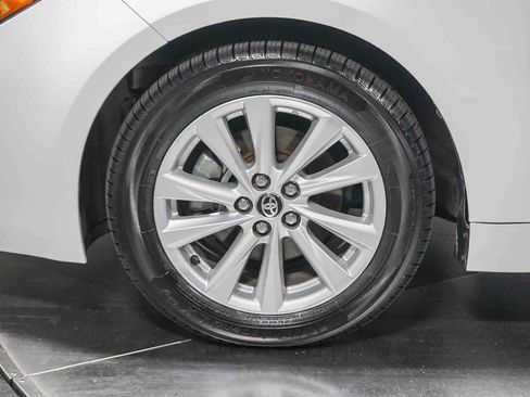 Certified 2023 Toyota Corolla SE image 10