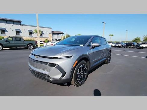 New 2026 Chevrolet Equinox EV LT w/ Comfort Package image 31