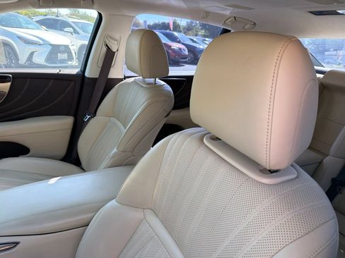 Used 2018 Lexus LS 500 w/ Interior Upgrade Package RWD image 9