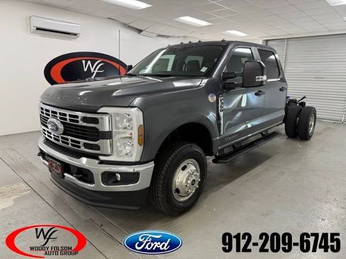 New 2026 Ford F350 XL w/ XL Chrome Package image 1