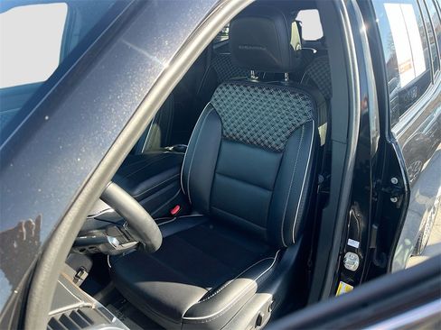 Used 2024 GMC Acadia Denali w/ Super Cruise Package image 20