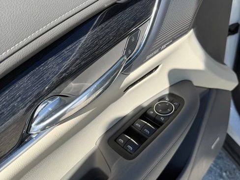 Certified 2023 Cadillac XT6 Premium Luxury w/ Technology Package image 26