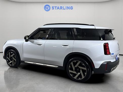 Used 2025 MINI Cooper Countryman S w/ Comfort Package Max image 4