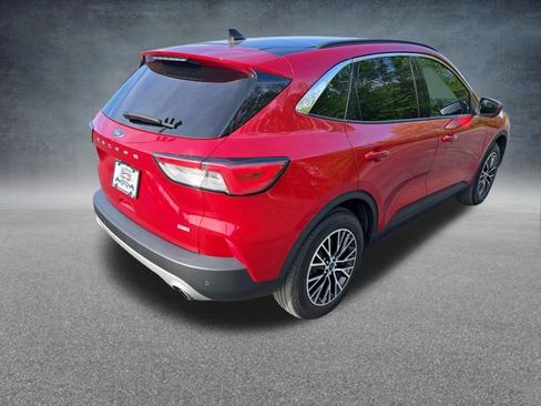 Used 2022 Ford Escape SEL w/ Technology Package FWD image 8