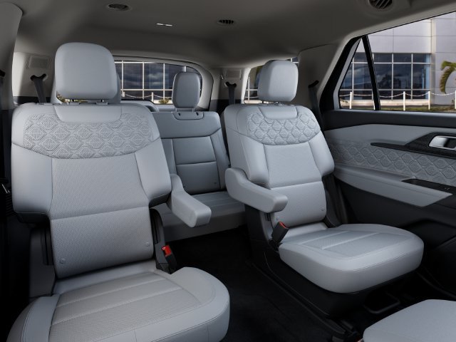 New 2027 Ford Explorer Platinum w/ 3.0L Ultimate Package RWD image 11