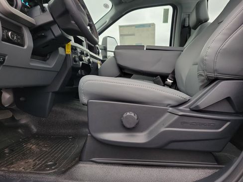 New 2026 Ford F350 XL w/ FX4 Off-Road Package image 14
