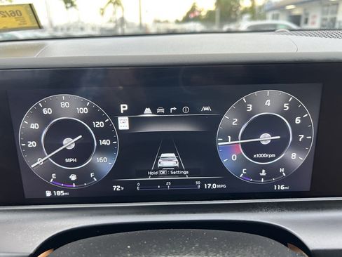 Used 2024 Kia Seltos SX image 27