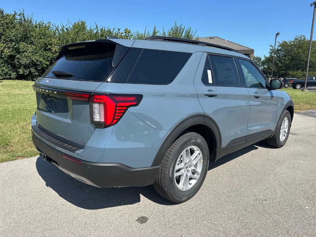 New 2027 Ford Explorer Active w/ Active Comfort Package AWD/4WD image 12