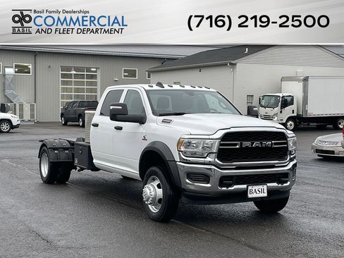 Used 2023 RAM 5500 Tradesman w/ Chrome Appearance Group RWD image 1